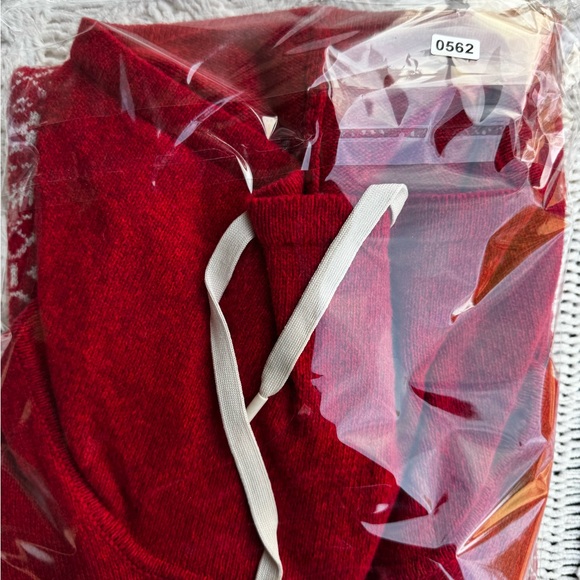 Eddie Bauer Cozy Nordic Fair Island Cowl Neck Sweater, Red/Cream Medium - Picture 11 of 12